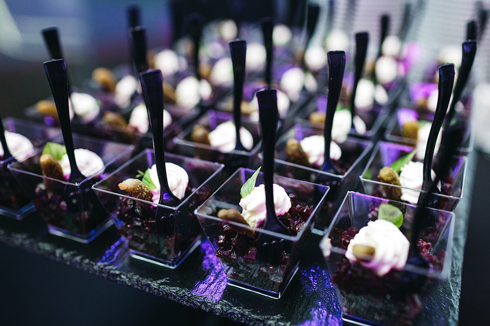 Surinaams eten catering modern